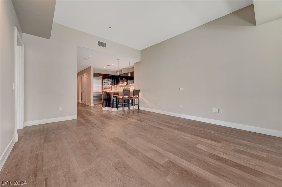 2700 Las Vegas Boulevard 402