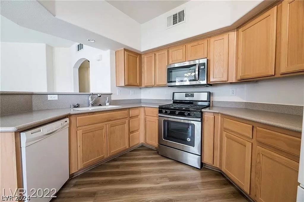 8777 West Maule Avenue 1177