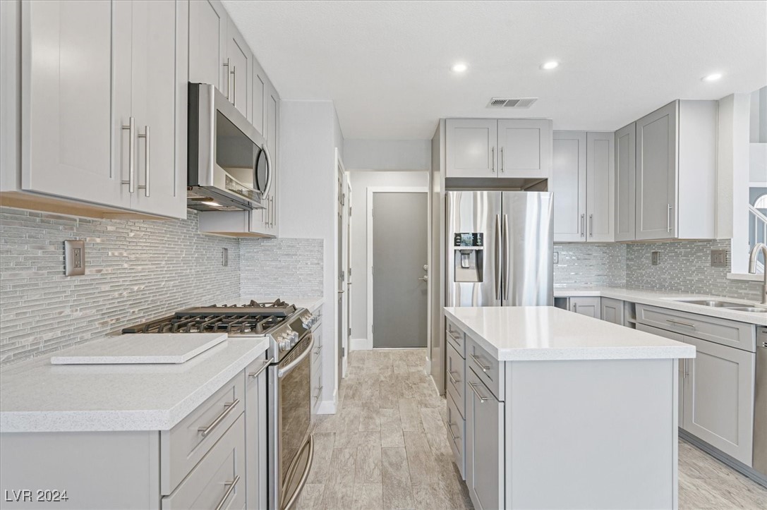 2633 Seashore Drive