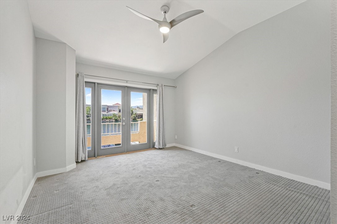 2633 Seashore Drive