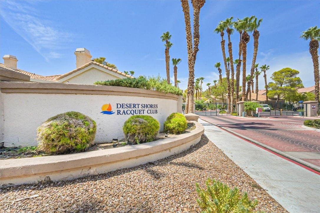 2633 Seashore Drive