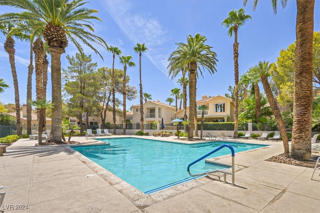 2633 Seashore Drive