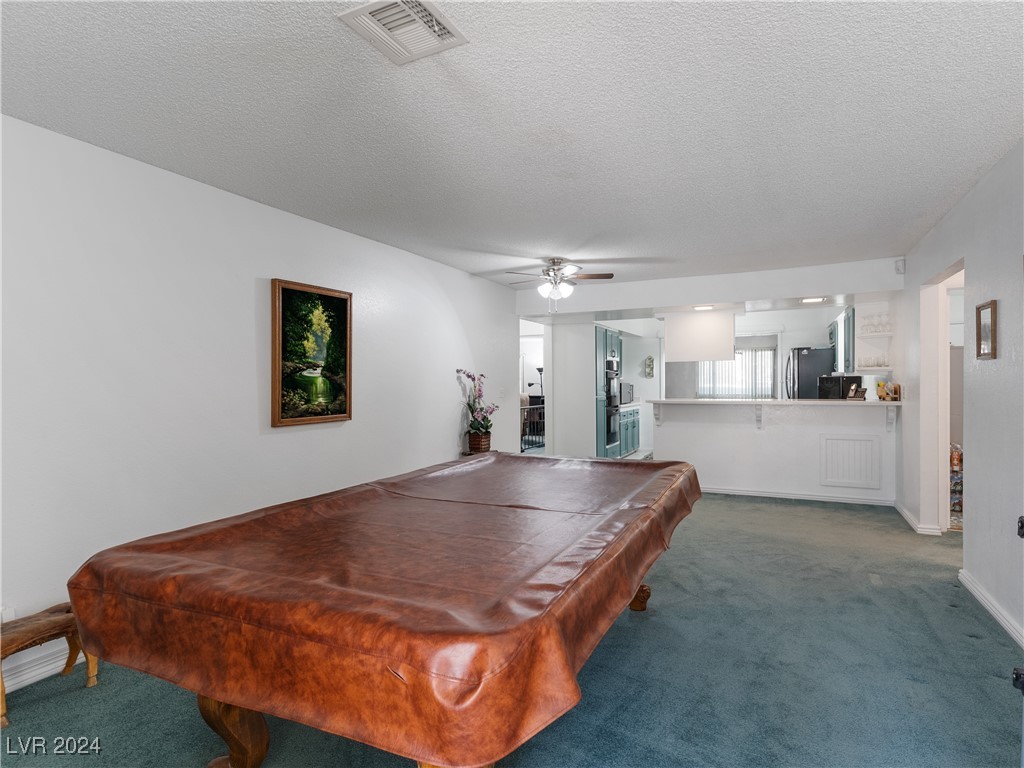 3123 East Rochelle Avenue