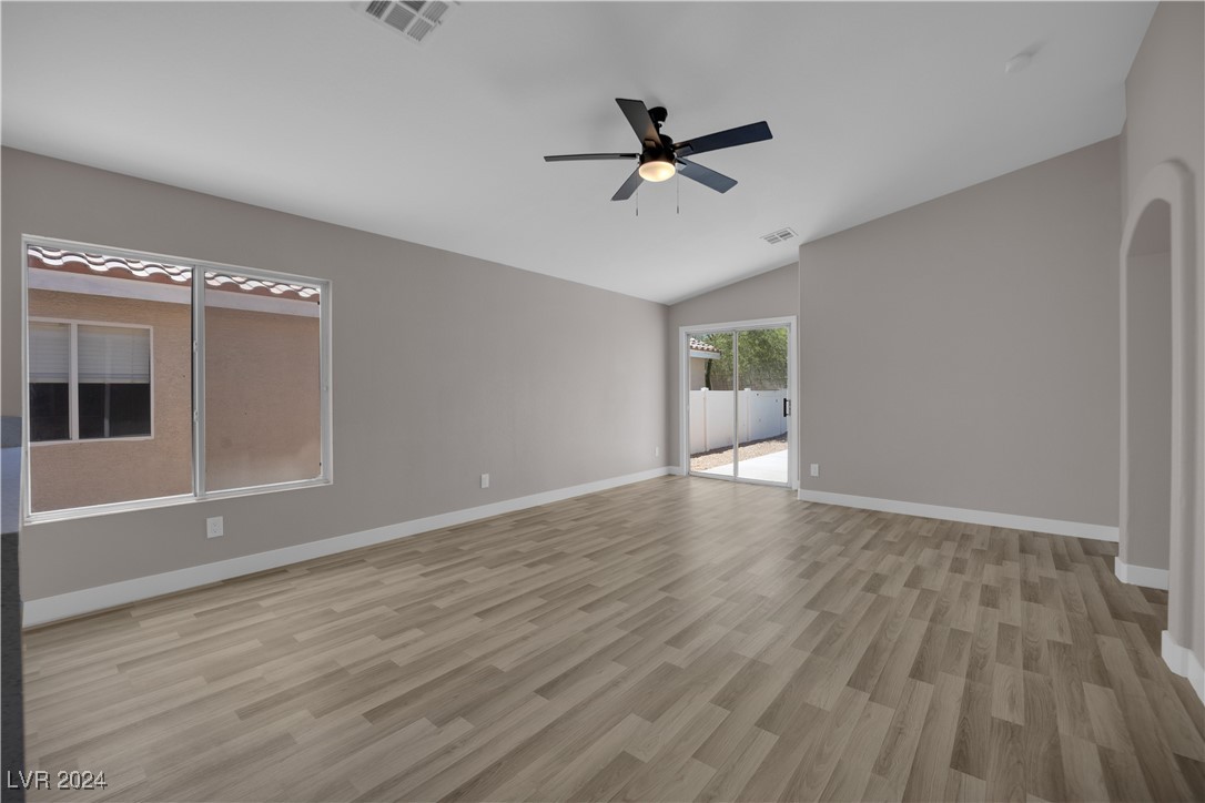 4945 Sapphire Light Street