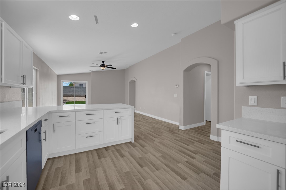 4945 Sapphire Light Street