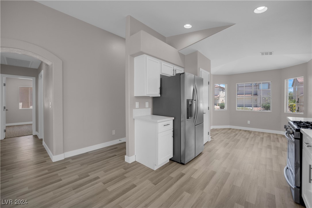 4945 Sapphire Light Street