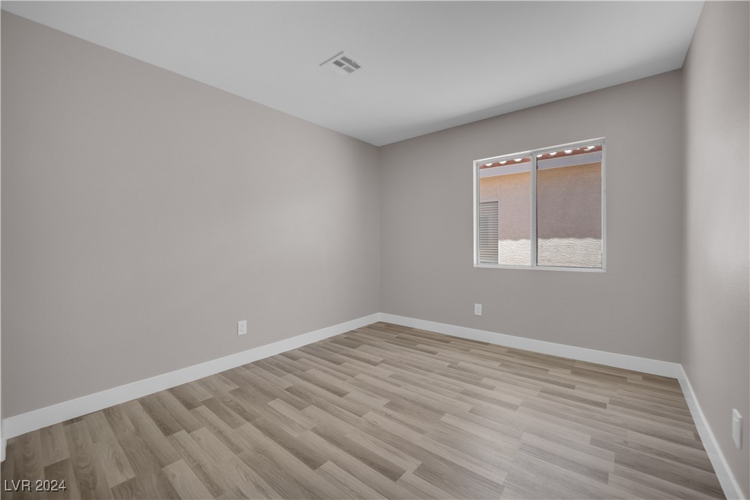 4945 Sapphire Light Street