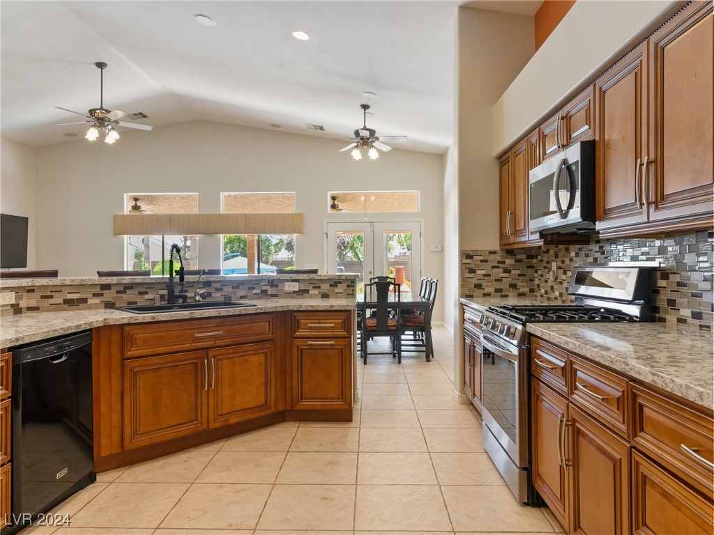 5617 Summer Splash Court