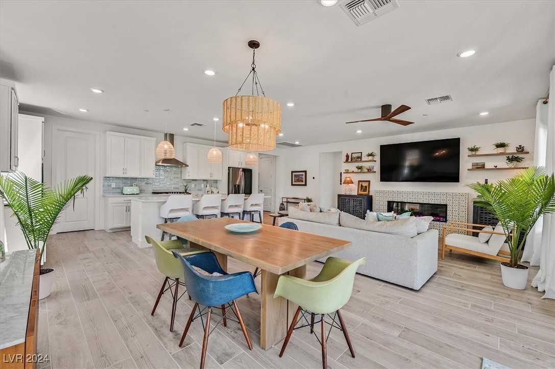 10935 Valdina Pines Court