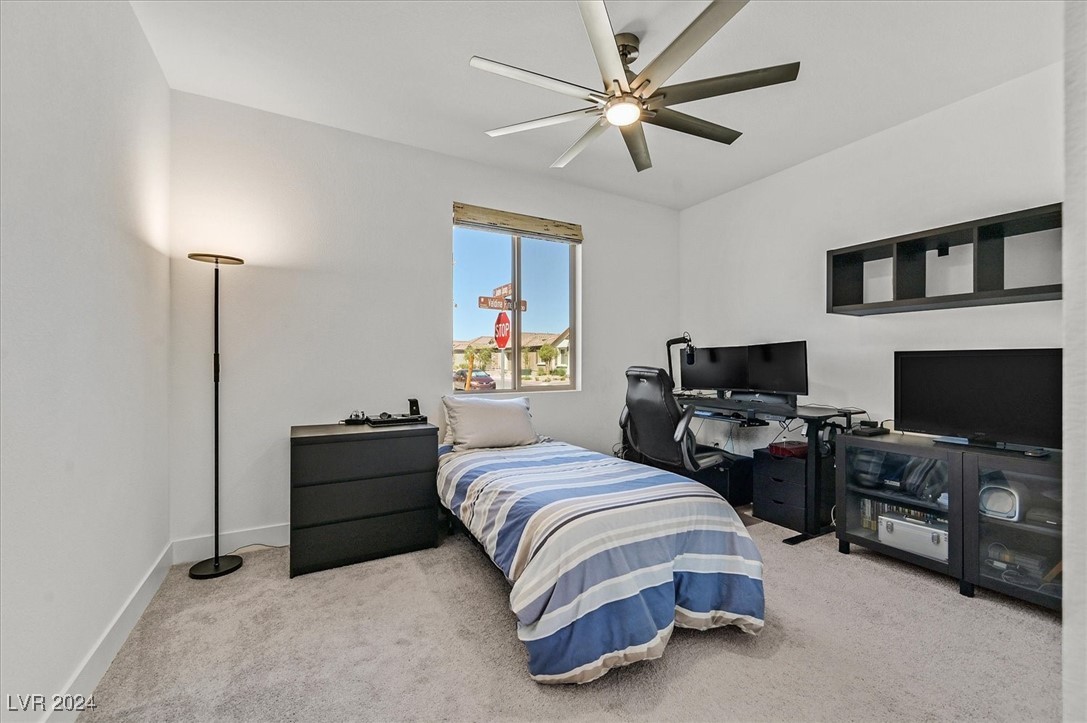 10935 Valdina Pines Court