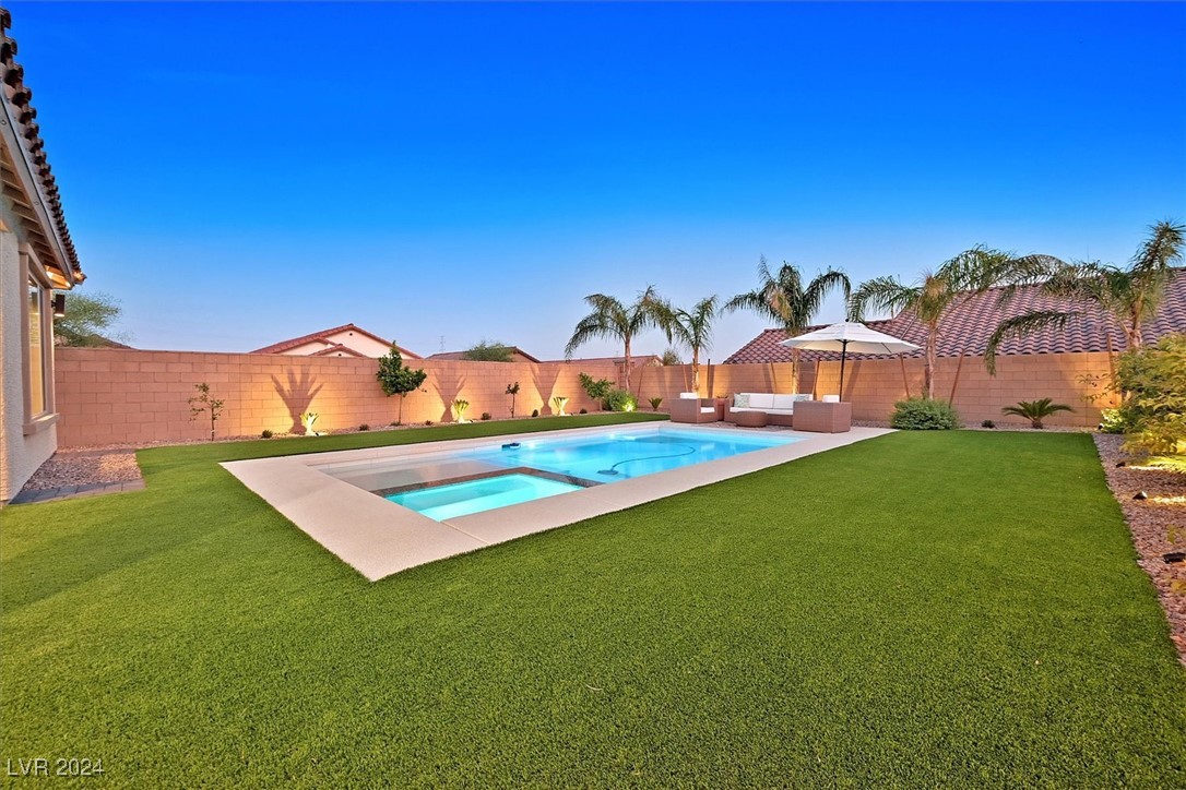 10935 Valdina Pines Court