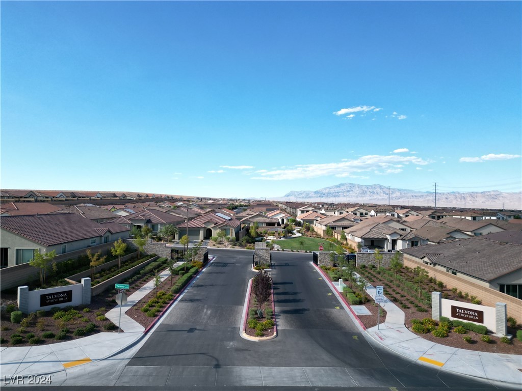 10935 Valdina Pines Court