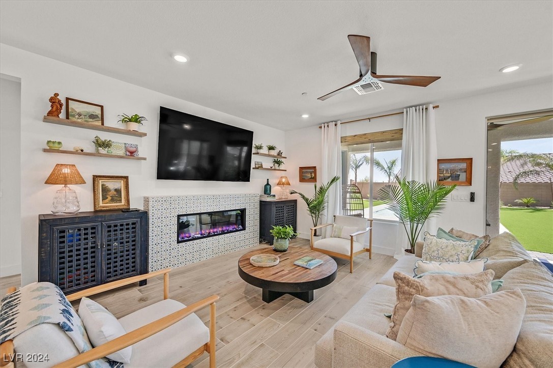 10935 Valdina Pines Court