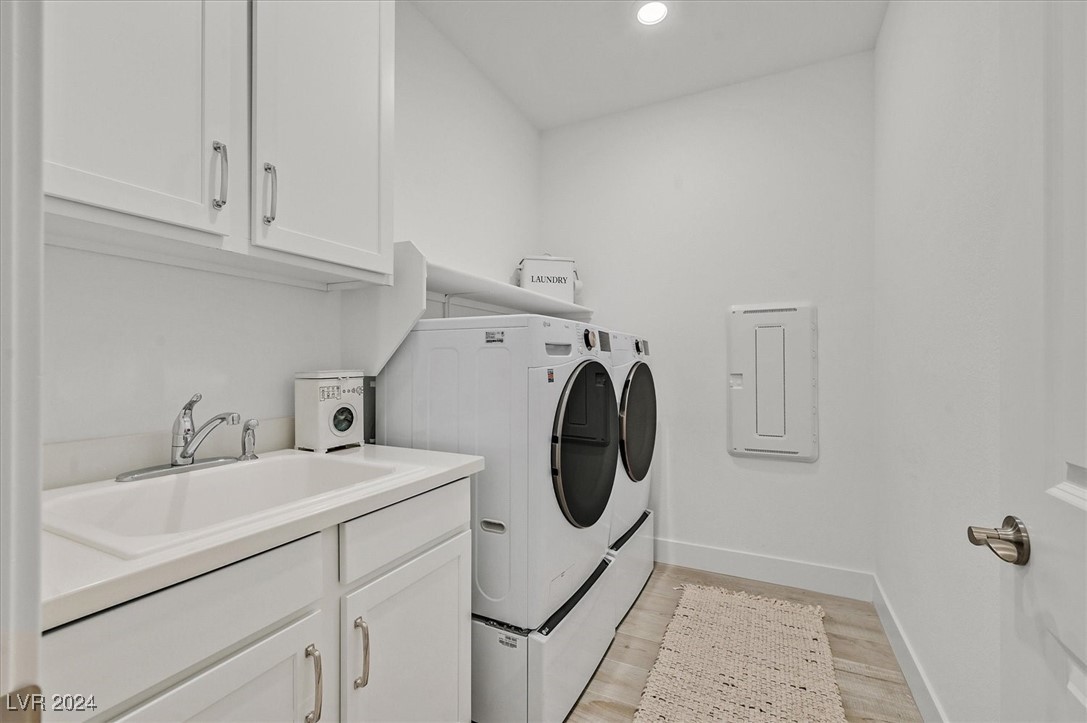 10935 Valdina Pines Court