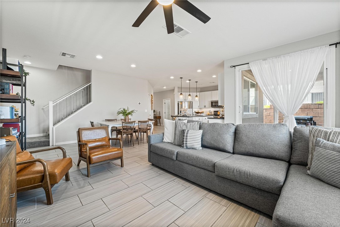 9784 Pyrite Mystery Avenue