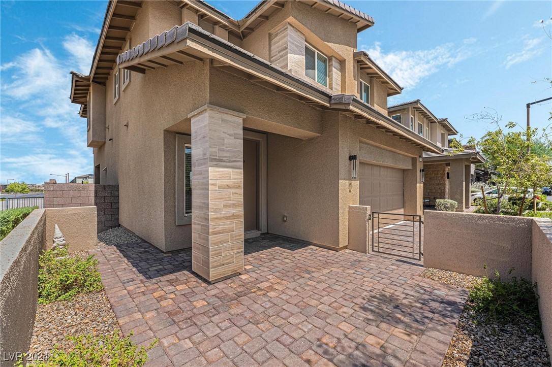 9784 Pyrite Mystery Avenue