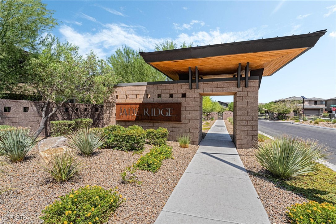 9784 Pyrite Mystery Avenue