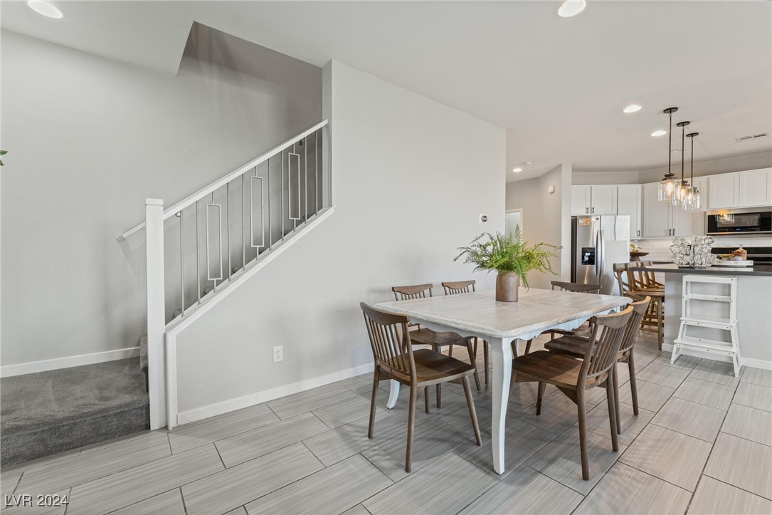 9784 Pyrite Mystery Avenue