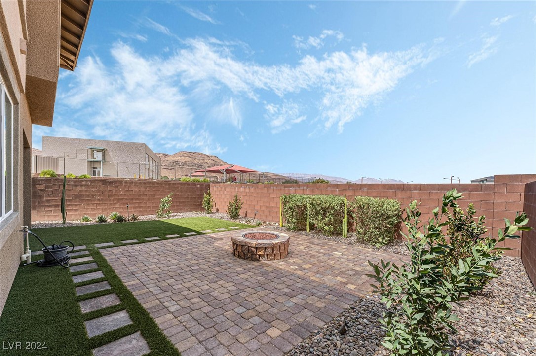 9784 Pyrite Mystery Avenue