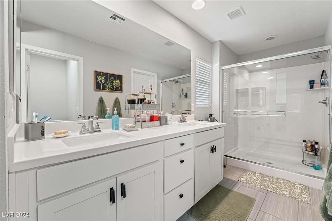 9784 Pyrite Mystery Avenue