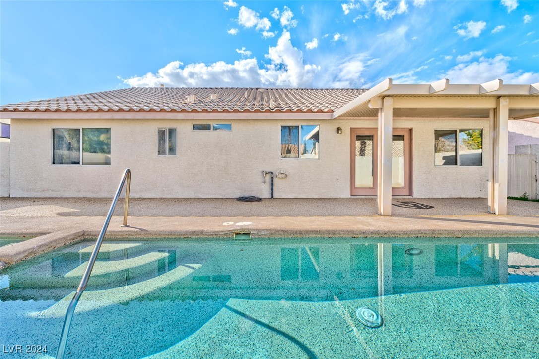 242 Prairie Sky Court