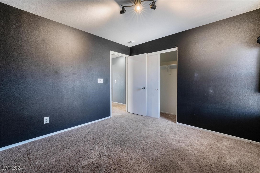 5989 Nectarine Grove Court