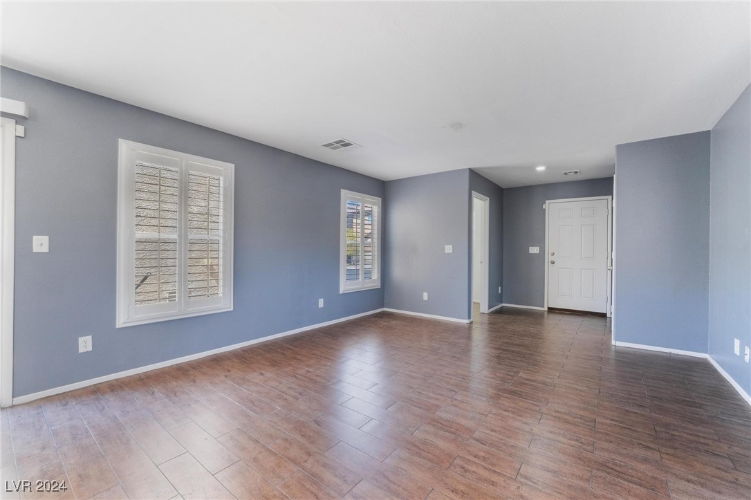 5989 Nectarine Grove Court