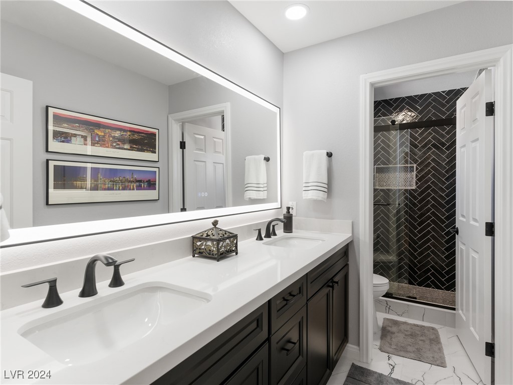 2001 Spring Rose Street