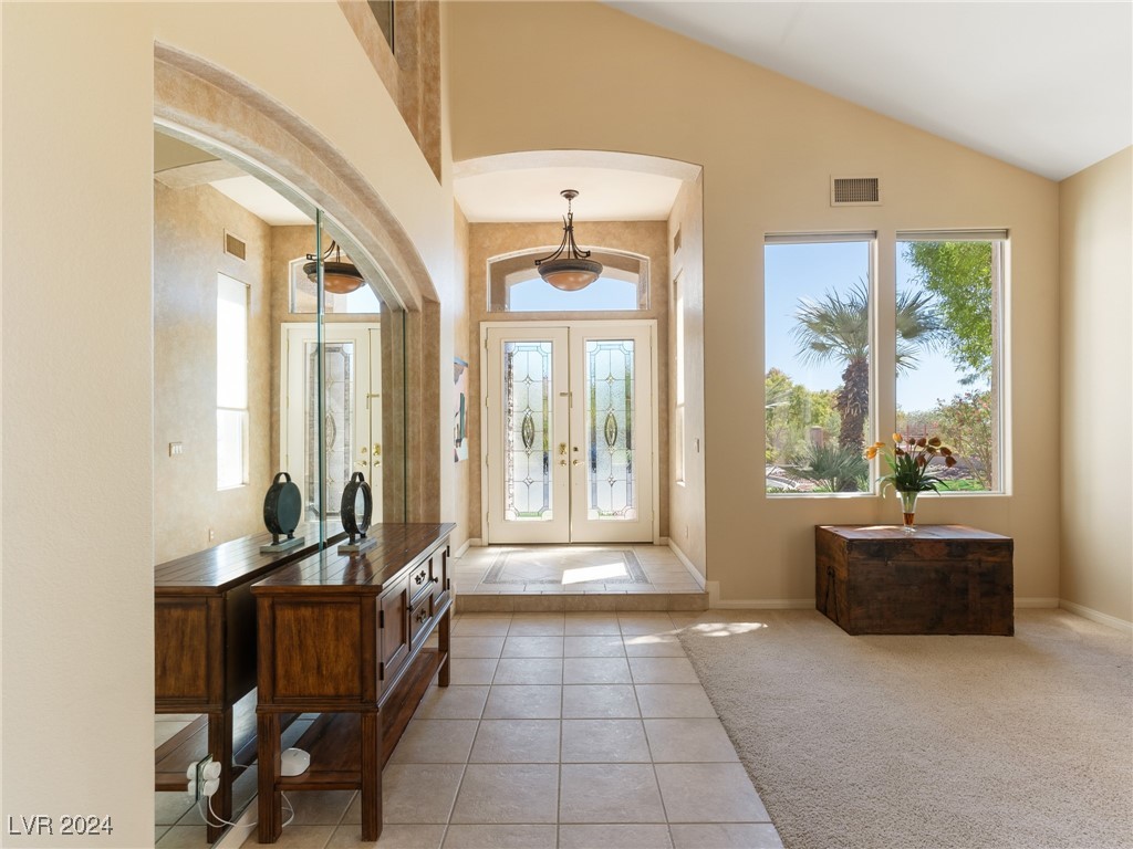 2001 Spring Rose Street