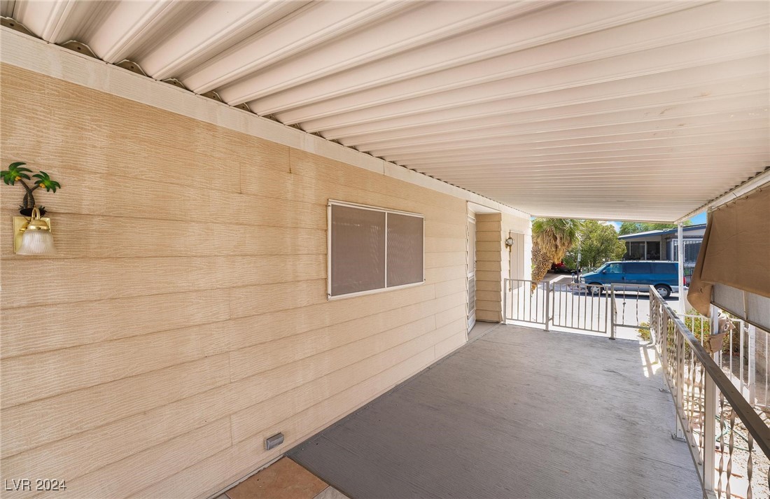 5092 Ridge Drive
