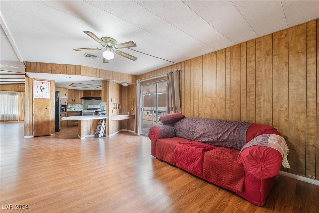 5092 Ridge Drive