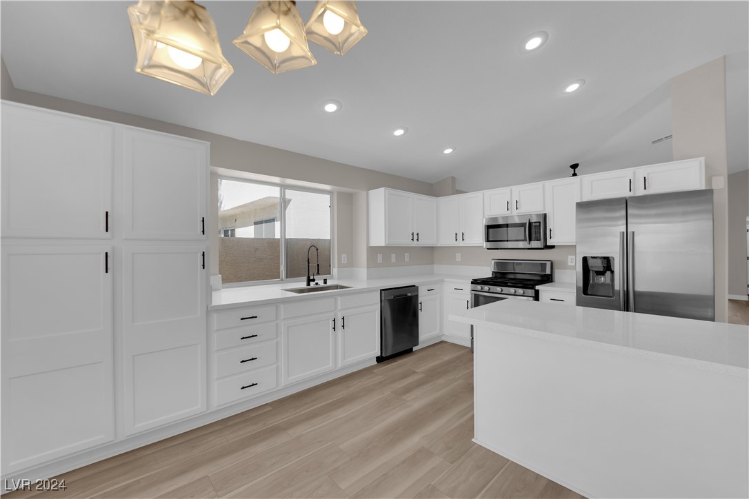 203 Shadow Pointe Street