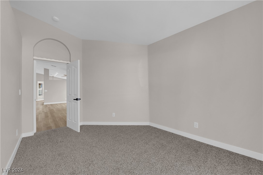 203 Shadow Pointe Street