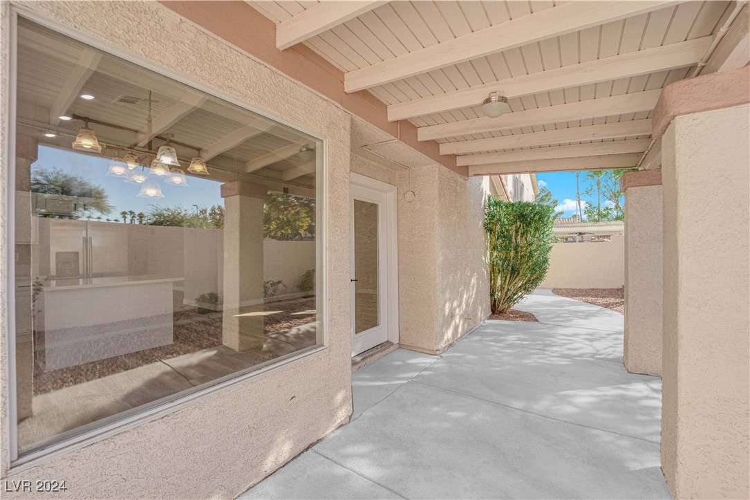 203 Shadow Pointe Street