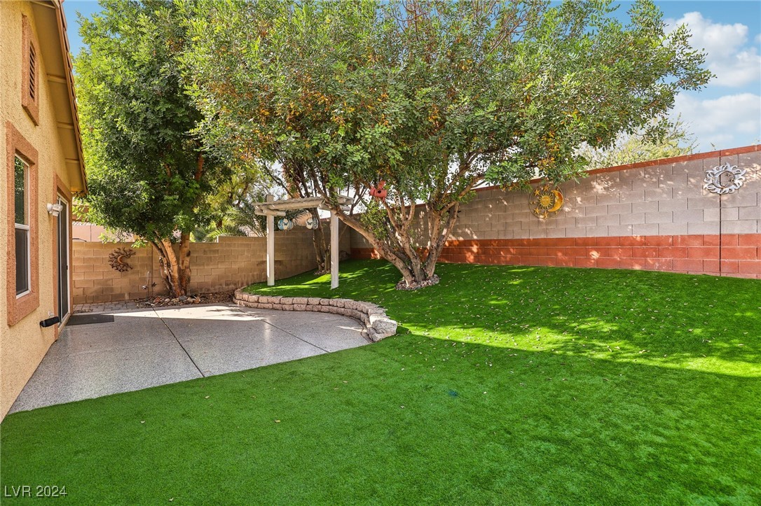 309 Jacaranda Arbor Street