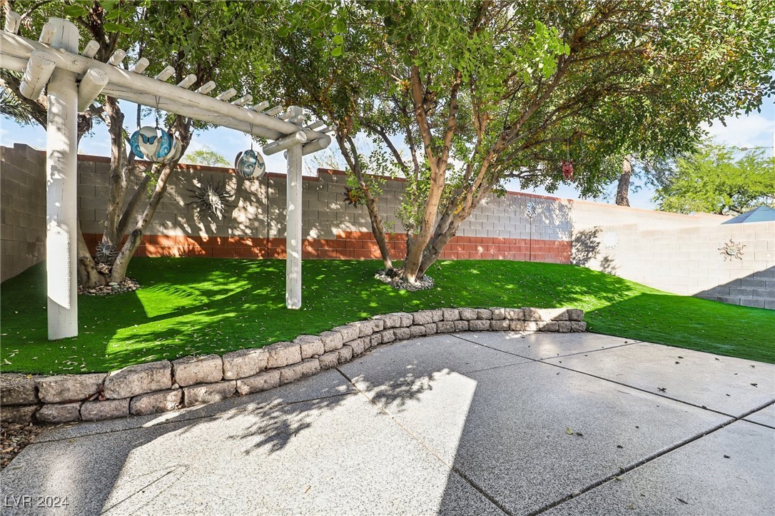 309 Jacaranda Arbor Street