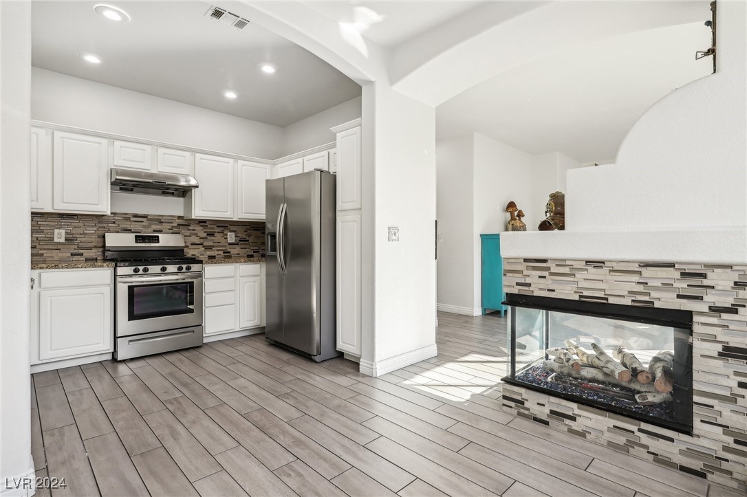 309 Jacaranda Arbor Street