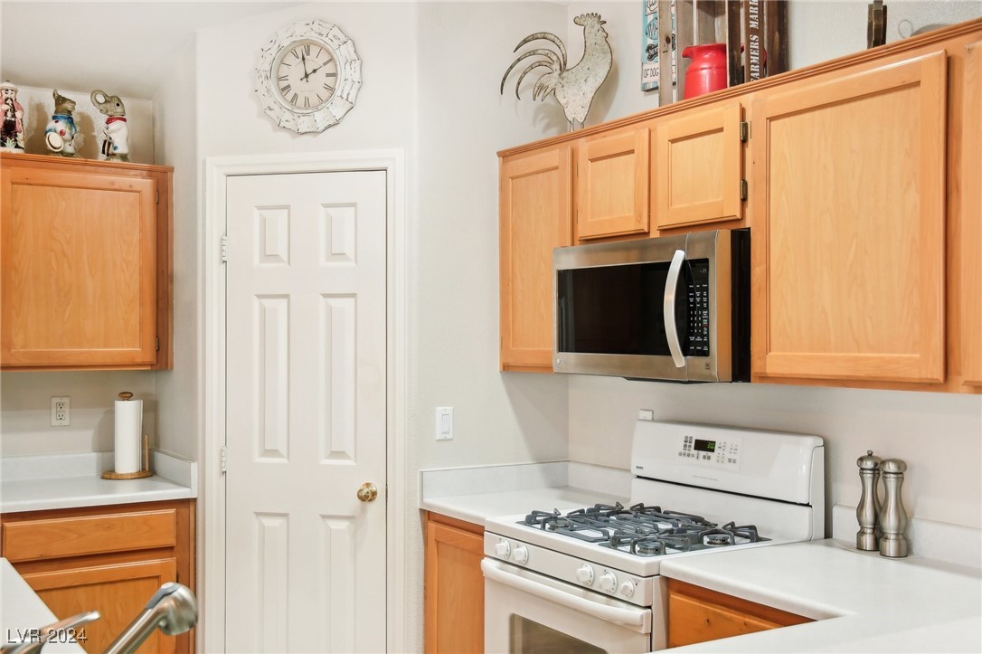 7529 Evening Falls Drive