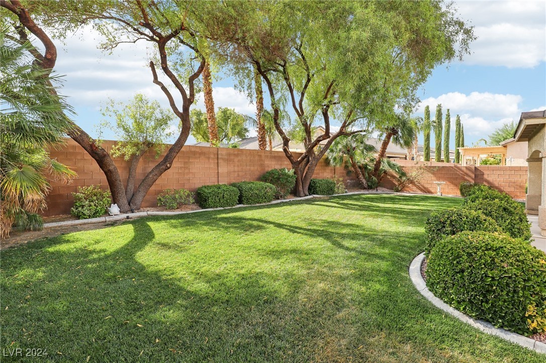 7529 Evening Falls Drive