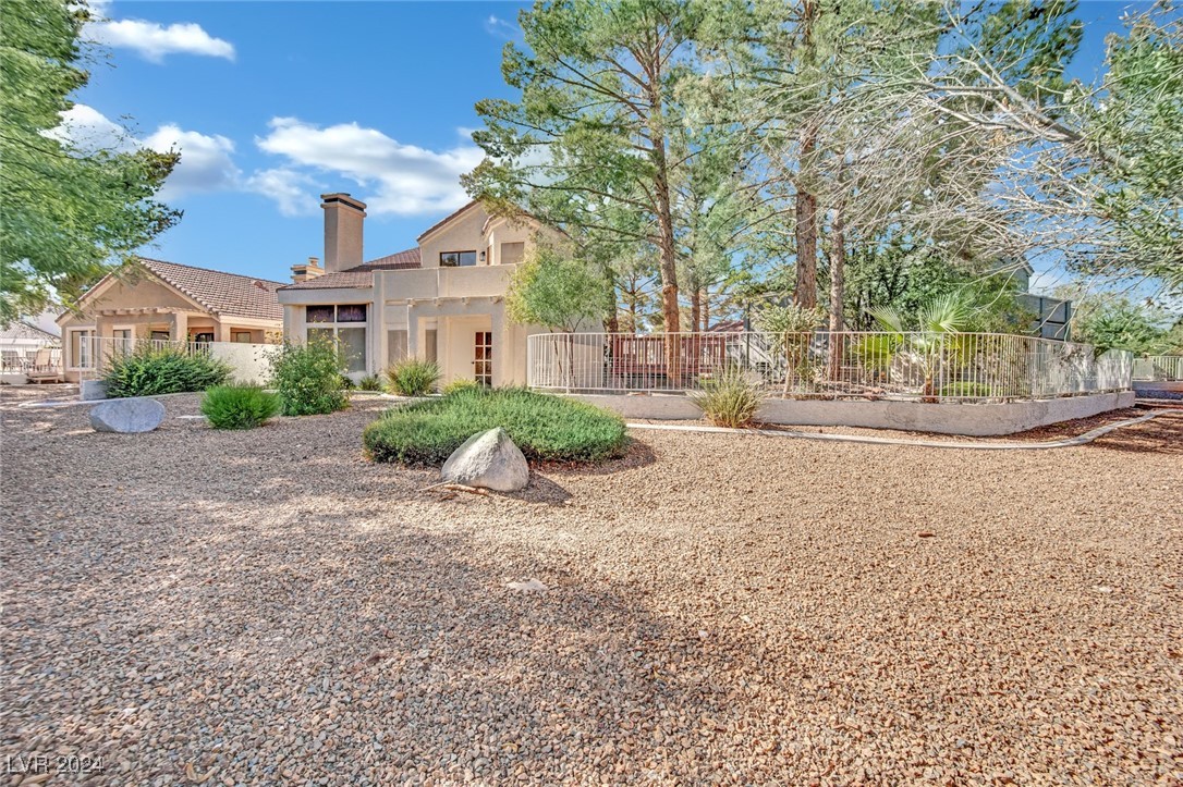 5281 Crooked Valley Drive