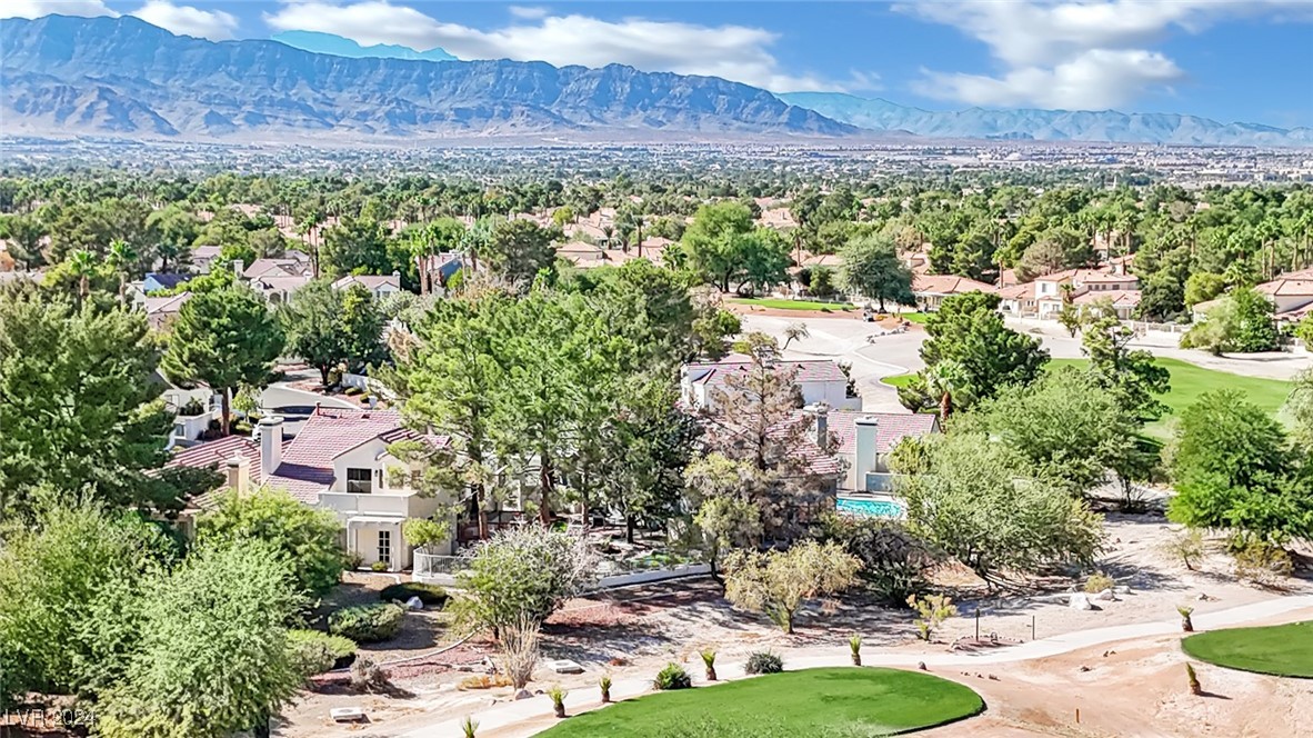 5281 Crooked Valley Drive