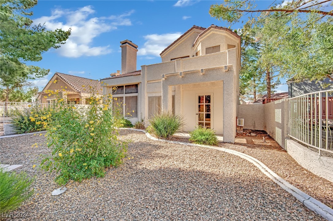 5281 Crooked Valley Drive