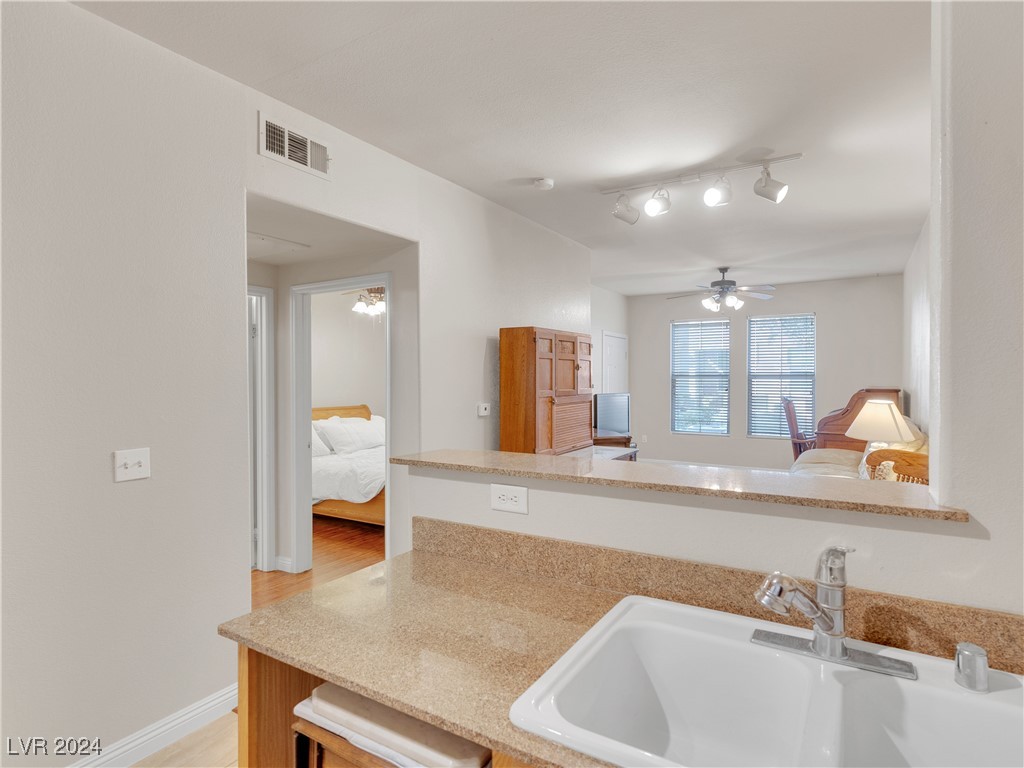 10550 West Alexander Road 1106