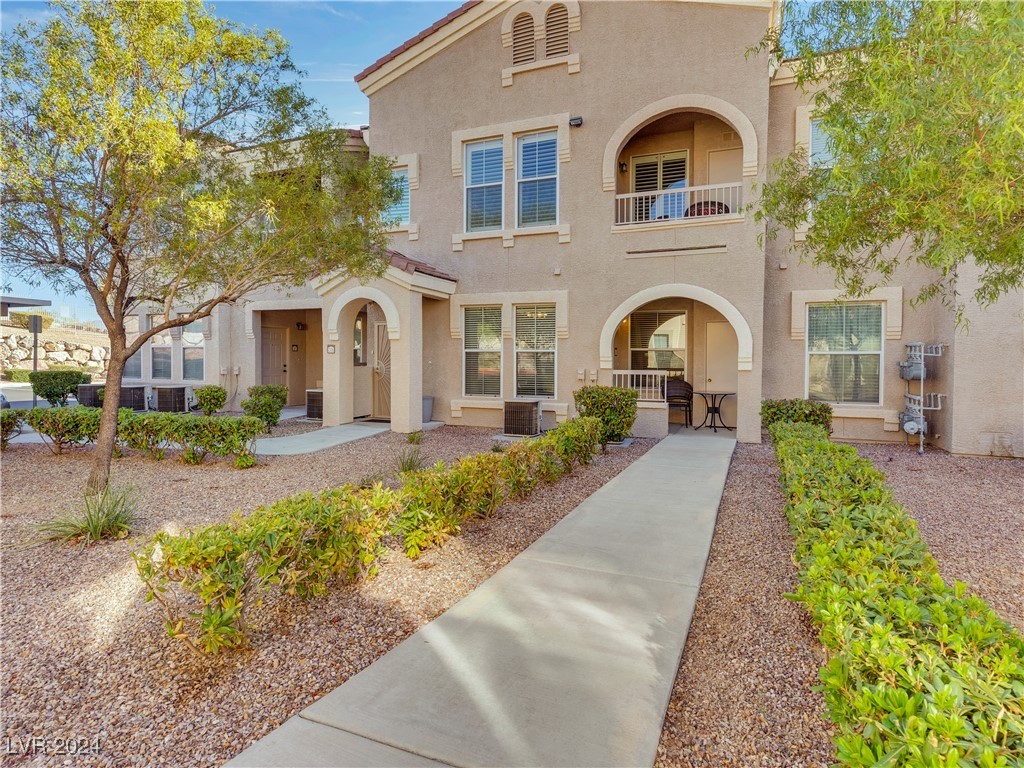 10550 West Alexander Road 1106