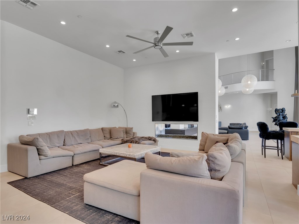 1493 Foothills Village Drive