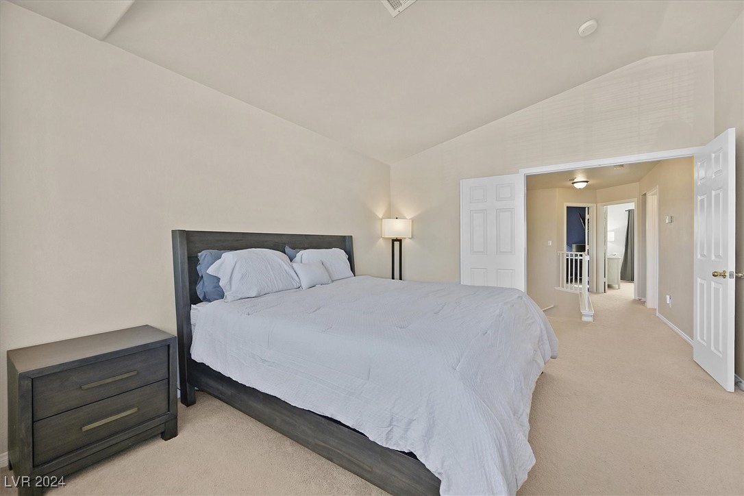 1011 Sandy Shale Street