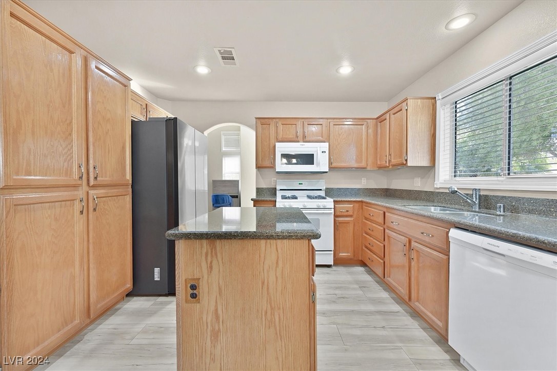 1011 Sandy Shale Street