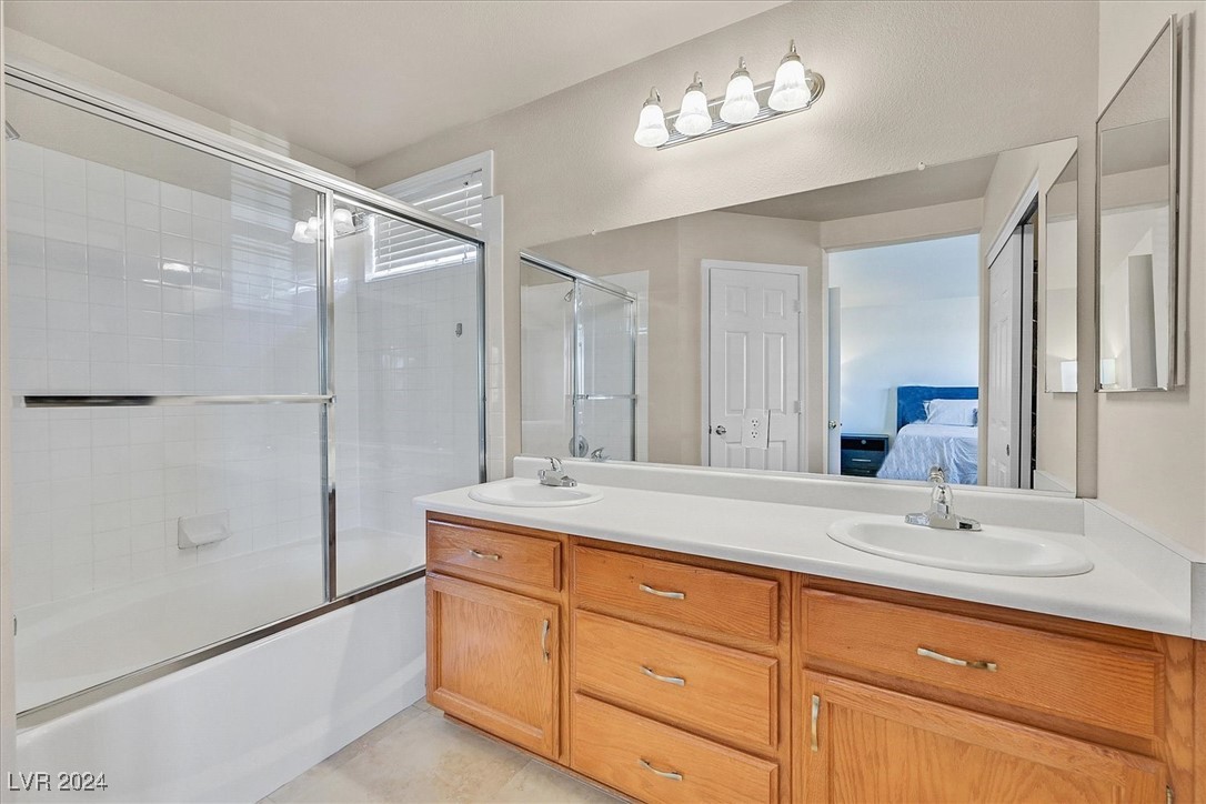 1011 Sandy Shale Street