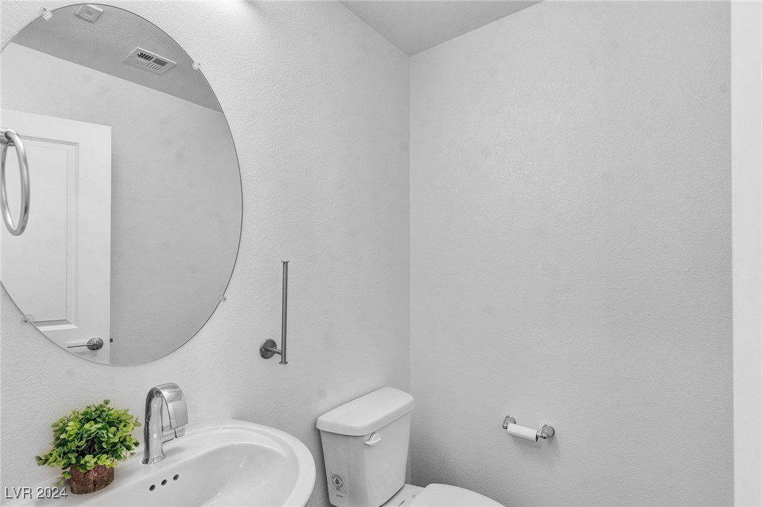 12328 Golden Wreath Road 4