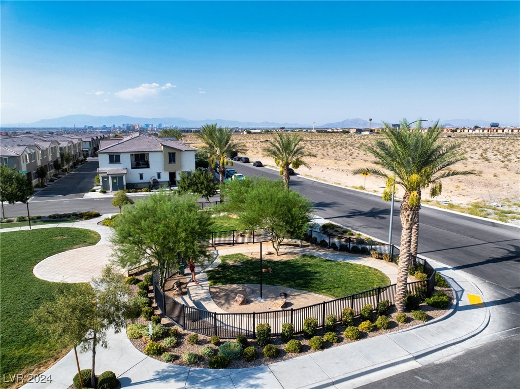 12328 Golden Wreath Road 4